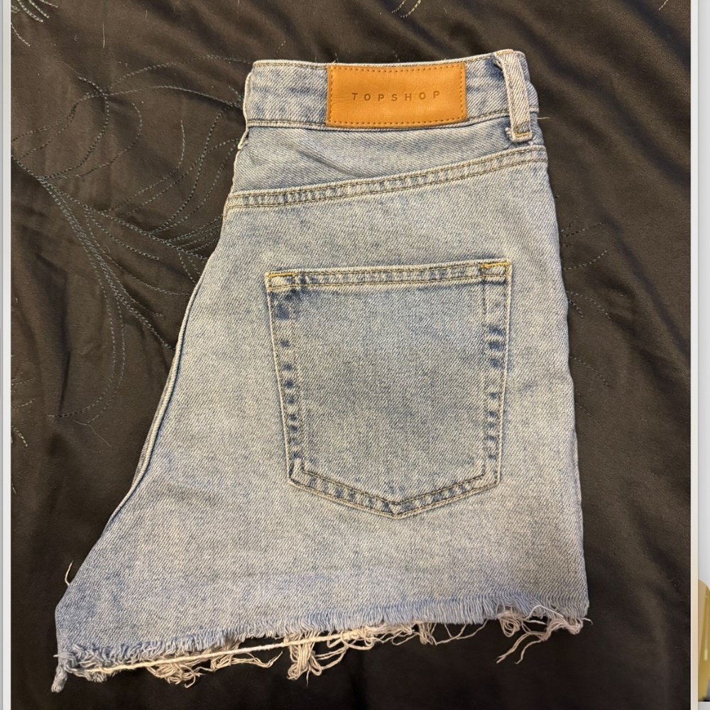 TOPSHOP Moto Mom Jean Shorts
